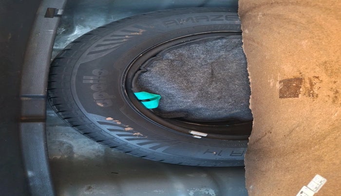 2020 Hyundai AURA SX PLUS 1.2 AMT CRDI, Diesel, Automatic, 85,288 km, tyre