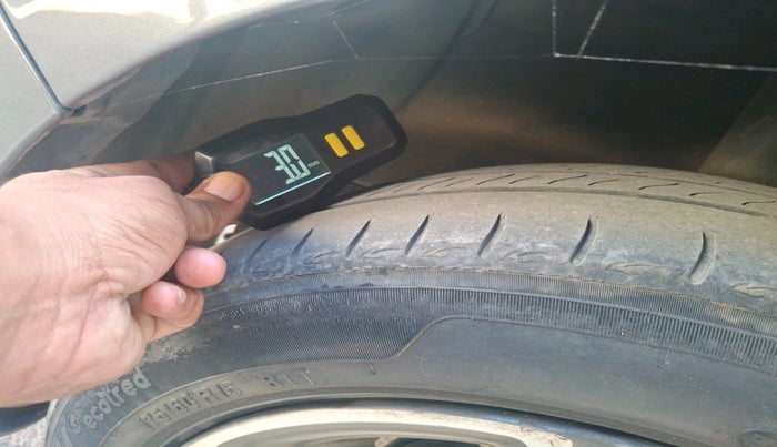 2020 Hyundai AURA SX PLUS 1.2 AMT CRDI, Diesel, Automatic, 85,288 km, tyre