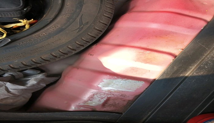 2011 Honda Jazz 1.2L I-VTEC BASE, Petrol, Manual, 1,14,300 km, tyre