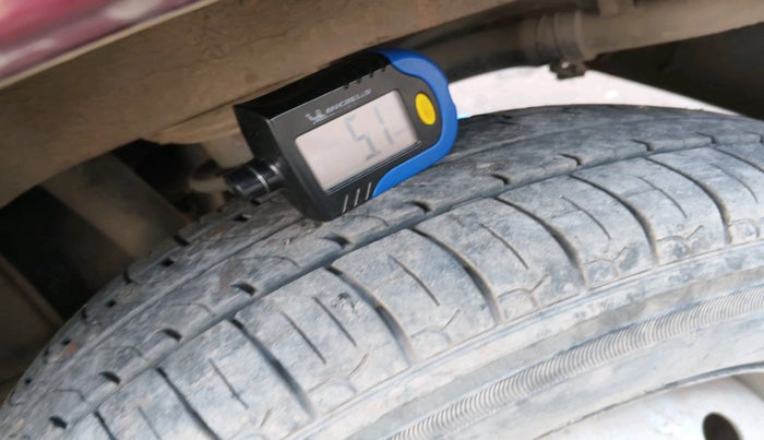 2011 Maruti Alto LXI, Petrol, Manual, 59,649 km, tyre