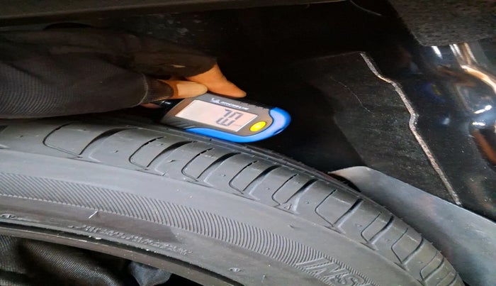 2024 Tata NEXON Fearless Plus S 1.2 Revotron 7DCA Dark Edition, Petrol, Automatic, 35,425 km, tyre