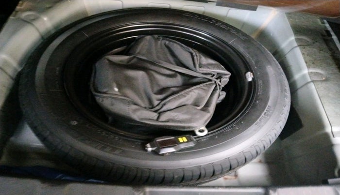 2021 Tata NEXON XMA PLUS SUNROOF PETROL, Petrol, Automatic, 27,187 km, tyre