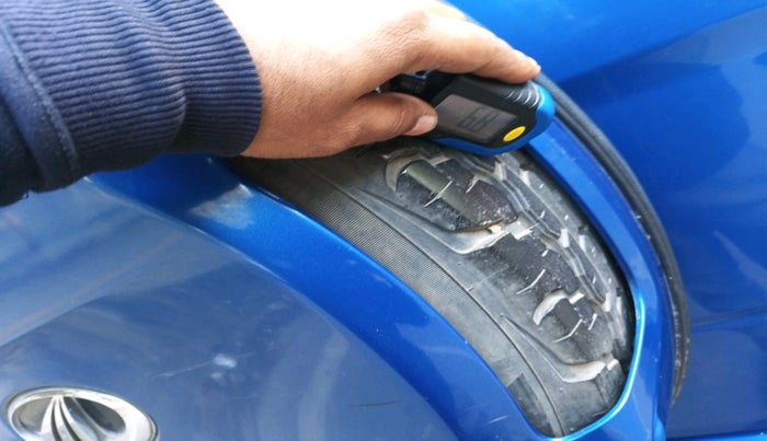 2017 Mahindra TUV300 T8, Diesel, Manual, 46,008 km, tyre