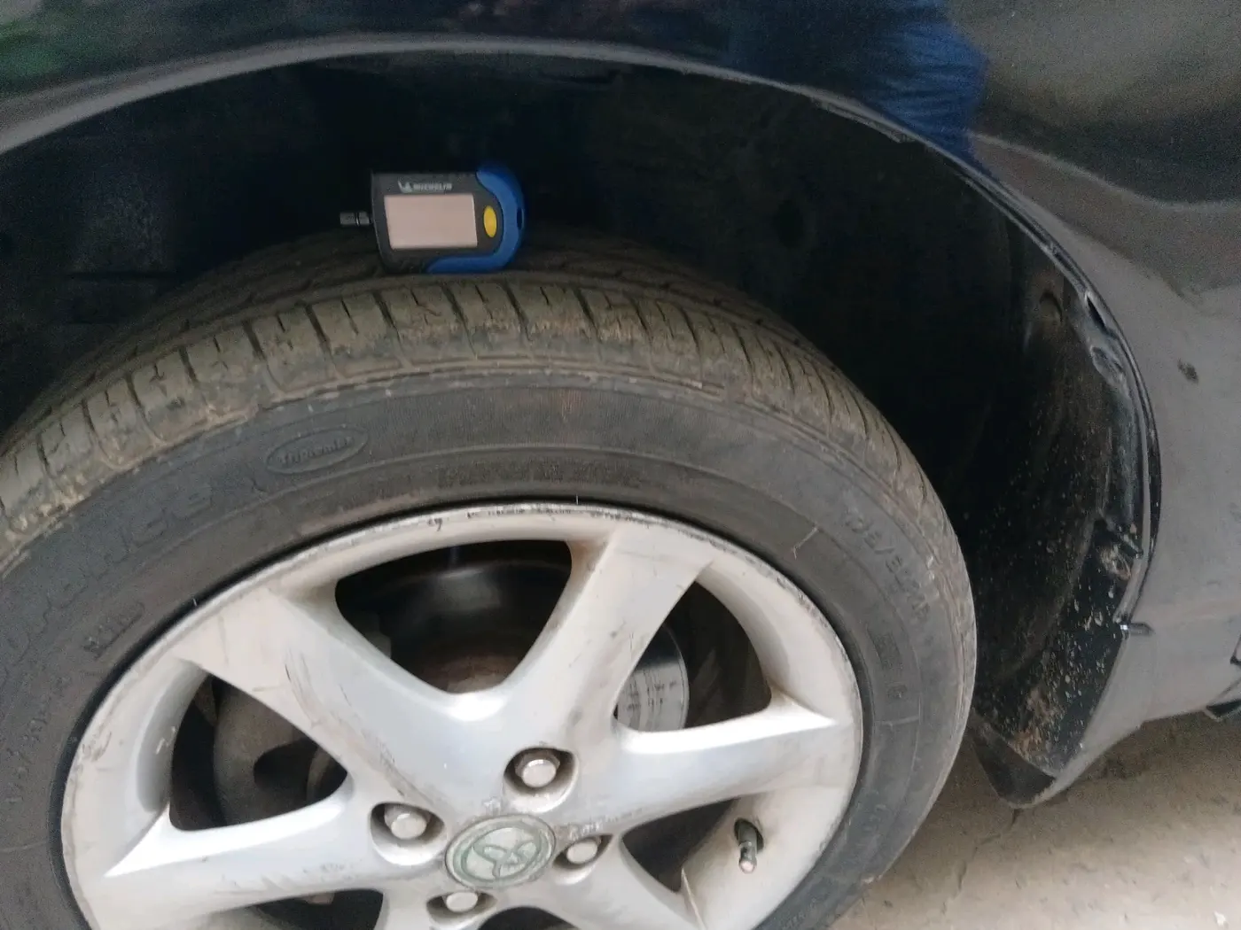 2004 Toyota Corolla H3 G 1.8, Petrol, Automatic, 77,265 km, tyre