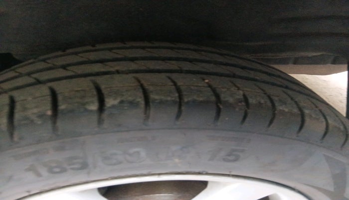 2004 Toyota Corolla H3 G 1.8, Petrol, Automatic, 77,265 km, tyre