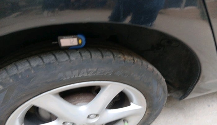 2004 Toyota Corolla H3 G 1.8, Petrol, Automatic, 77,265 km, tyre