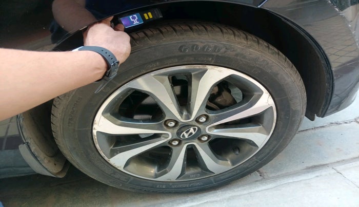 2014 Hyundai Xcent SX 1.2 (O), Petrol, Manual, 78,387 km, tyre