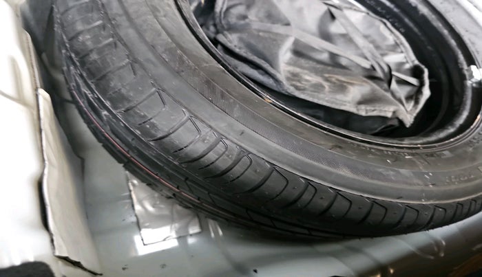 2025 Tata NEXON Pure Plus (S) 1.2 Petrol 6MT, Petrol, Manual, 3,959 km, tyre