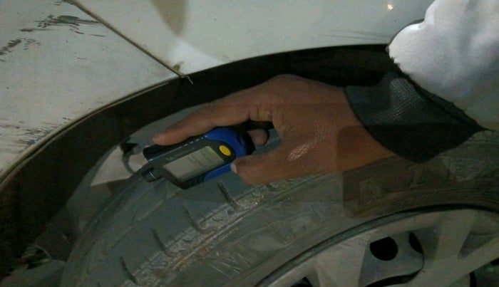 2014 Hyundai Grand i10 MAGNA 1.2 KAPPA VTVT, Petrol, Manual, 1,15,599 km, tyre