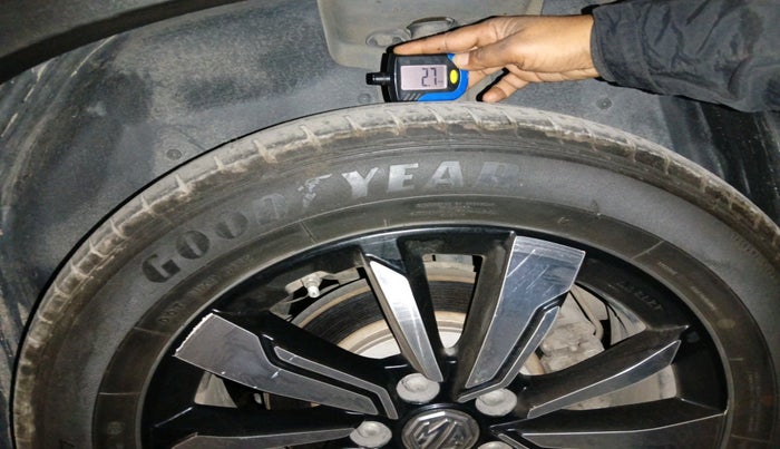 2020 MG HECTOR PLUS SHARP 2.0 DIESEL TURBO MT 6-STR, Diesel, Manual, 32,092 km, tyre