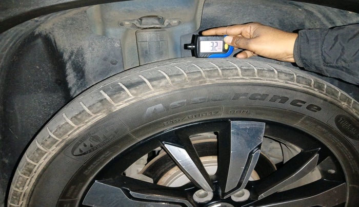 2020 MG HECTOR PLUS SHARP 2.0 DIESEL TURBO MT 6-STR, Diesel, Manual, 32,092 km, tyre