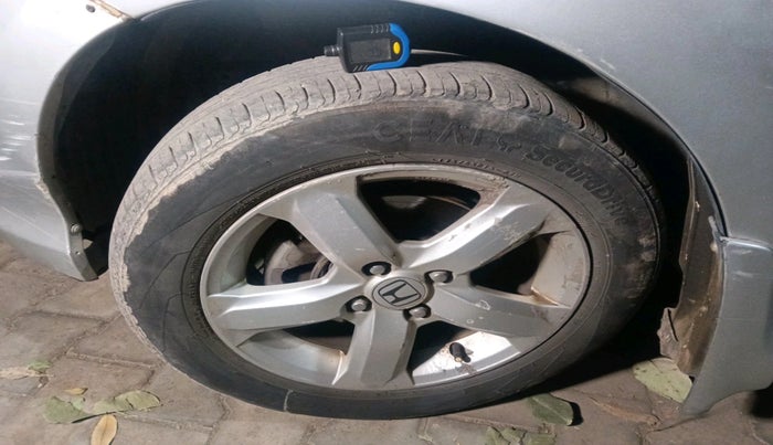 2011 Honda City 1.5L I-VTEC V MT, Petrol, Manual, 1,13,922 km, tyre