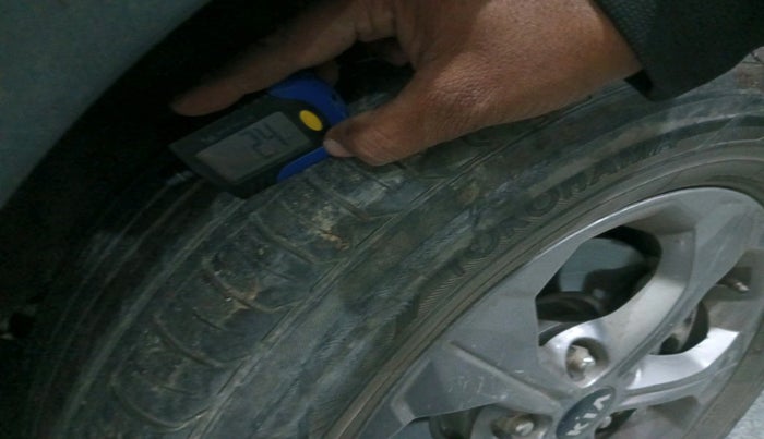 2019 KIA SELTOS HTK PLUS 1.5 DIESEL, Diesel, Manual, 1,17,238 km, tyre