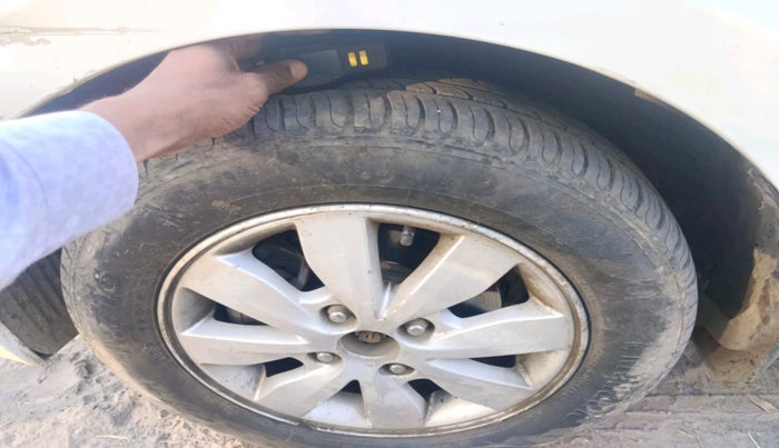 2012 Hyundai i20 SPORTZ 1.4 CRDI, Diesel, Manual, 1,71,585 km, tyre