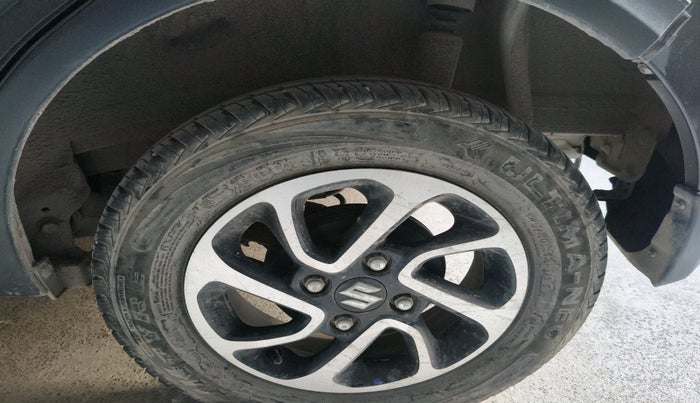 2022 Maruti Alto K10 VXI PLUS AMT, Petrol, Automatic, 25,292 km, tyre