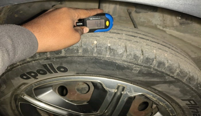 2018 Tata NEXON XT PETROL, Petrol, Manual, 64,366 km, tyre