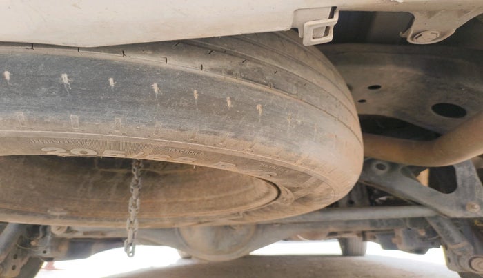 2021 Toyota Innova Crysta 2.4 GX 8 STR, Diesel, Manual, 1,19,833 km, tyre