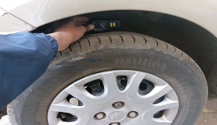 2010 Hyundai i20 MAGNA (O) 1.2, Petrol, Manual, 1,30,150 km, tyre