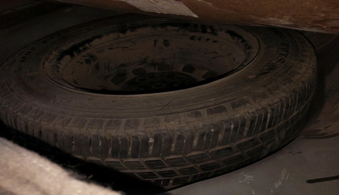 2011 Chevrolet Spark LT 1.0, Petrol, Manual, 84,427 km, tyre