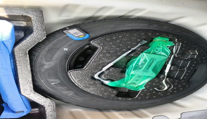 2019 Maruti Ciaz ZETA 1.5 SHVS MT PETROL, Petrol, Manual, 30,998 km, tyre