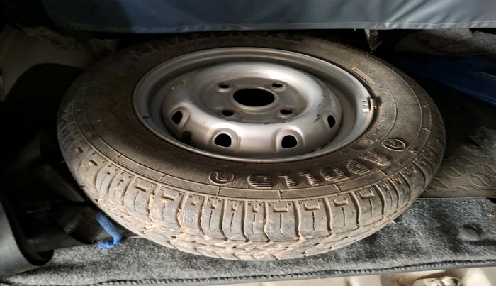 2018 Maruti OMNI E STD, Petrol, Manual, 17,144 km, tyre