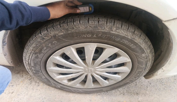 2015 Maruti Swift Dzire VDI, Diesel, Manual, 1,45,550 km, tyre