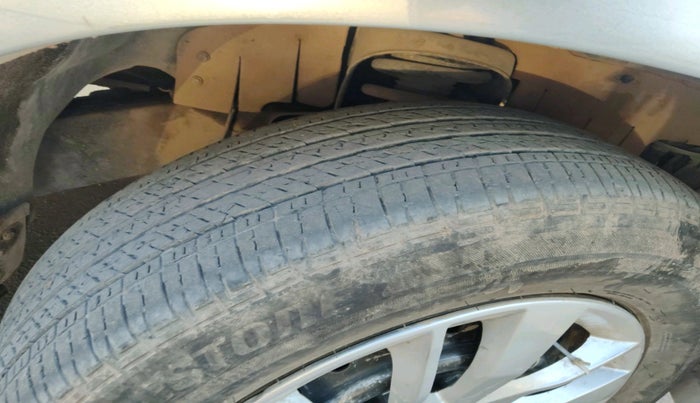 2016 Mahindra Scorpio S6 PLUS, Diesel, Manual, 13,780 km, tyre