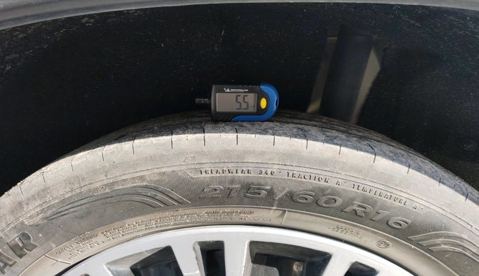 2019 Maruti Vitara Brezza VDI, Diesel, Manual, 1,50,501 km, tyre