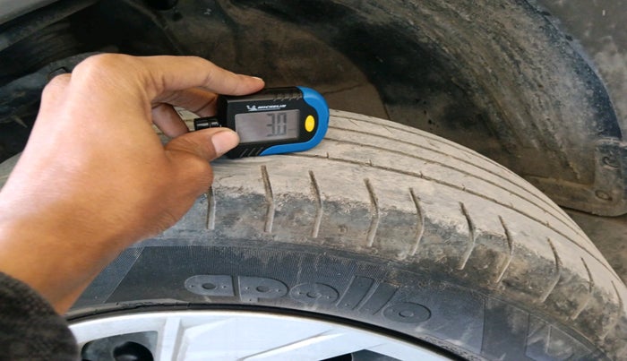 2023 Hyundai Creta EX 1.5 PETROL, Petrol, Manual, 34,002 km, tyre