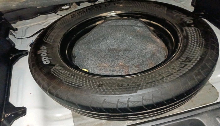 2023 Hyundai Creta EX 1.5 PETROL, Petrol, Manual, 34,002 km, tyre