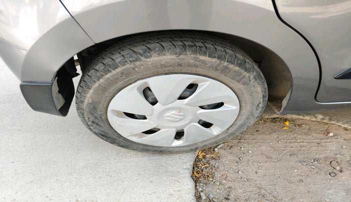 2017 Maruti Celerio VXI AMT, Petrol, Automatic, 43,393 km, tyre