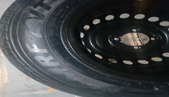 2022 Honda Amaze 1.2L I-VTEC VX CVT, Petrol, Automatic, 45,107 km, tyre