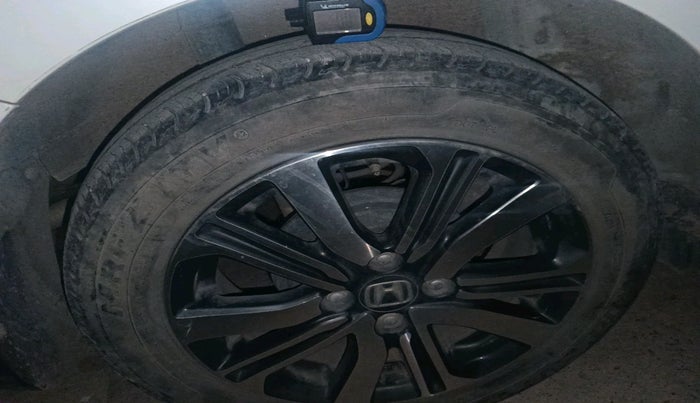 2022 Honda Amaze 1.2L I-VTEC VX CVT, Petrol, Automatic, 45,107 km, tyre