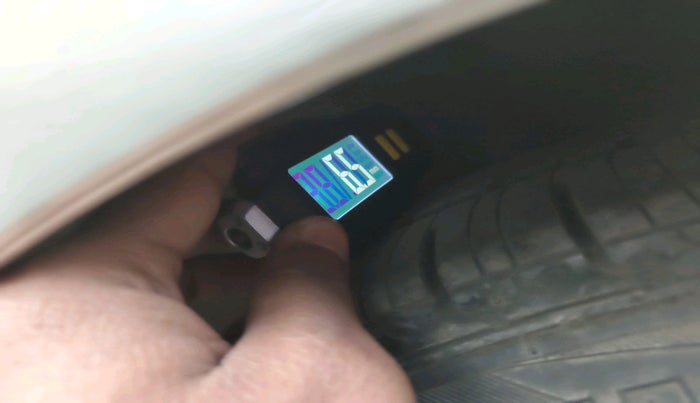 2017 Maruti Ciaz ZETA 1.4  MT PETROL, Petrol, Manual, 81,685 km, tyre