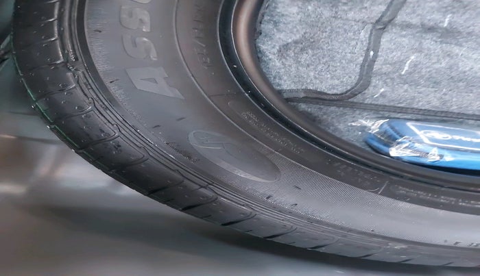 2020 Hyundai VENUE S 1.0 TURBO MT, Petrol, Manual, 12,395 km, tyre