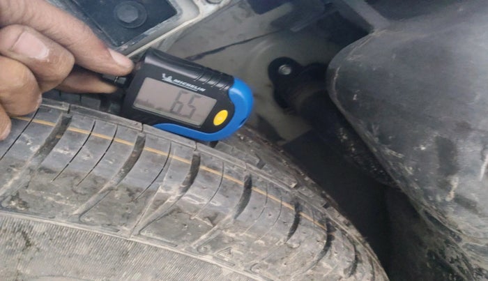 2022 Tata Harrier XTA 2.0L KRYOTEC PLUS, Diesel, Automatic, 30,148 km, tyre