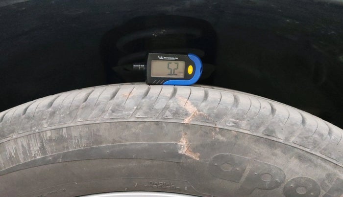 2022 Tata Harrier XTA 2.0L KRYOTEC PLUS, Diesel, Automatic, 30,148 km, tyre