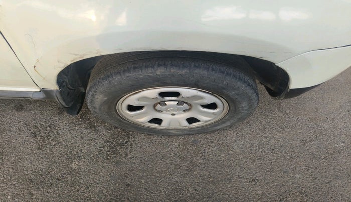 2014 Renault Duster 85 PS RXL DIESEL, Diesel, Manual, 99,582 km, tyre