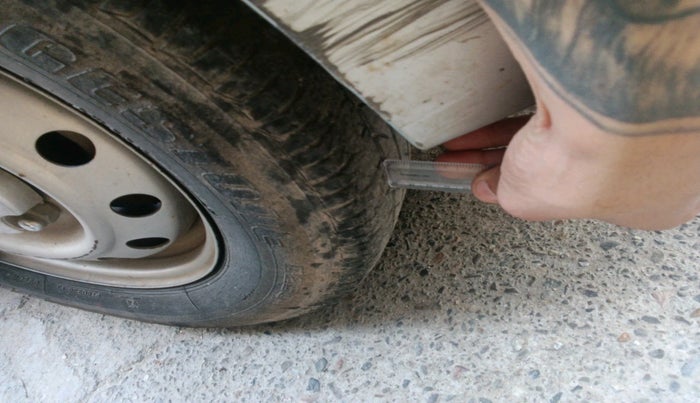 2013 Hyundai i10 ERA 1.1, Petrol, Manual, 47,020 km, tyre