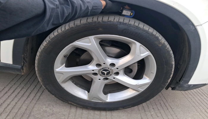 2017 Mercedes Benz GLA Class 220D 4MATIC, Diesel, Automatic, 72,001 km, tyre