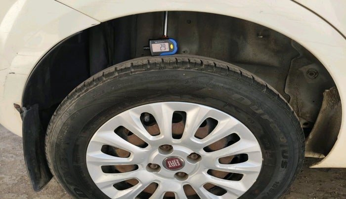 2016 Fiat Punto EVO DYNAMIC 1.3 MULTIJET 90 HP, Diesel, Manual, 47,827 km, tyre