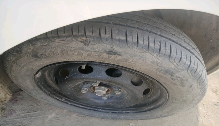 2021 Tata Tiago XT PETROL, Petrol, Manual, 18,223 km, tyre