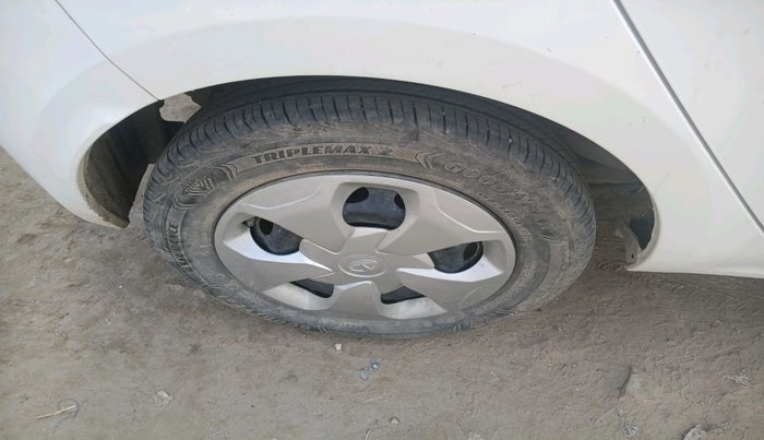 2021 Tata Tiago XT PETROL, Petrol, Manual, 18,223 km, tyre