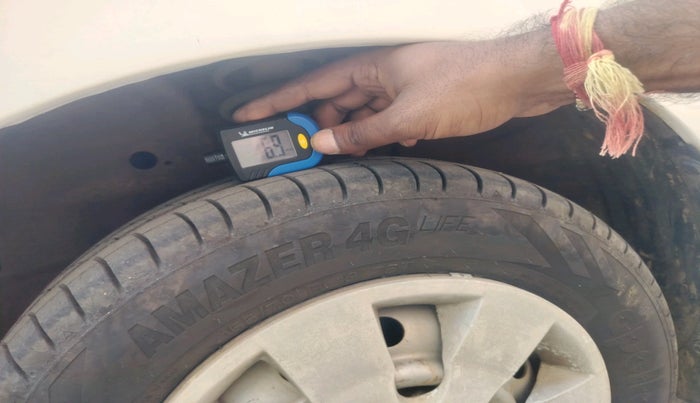 2012 Maruti Wagon R 1.0 LXI, Petrol, Manual, 60,000 km, tyre