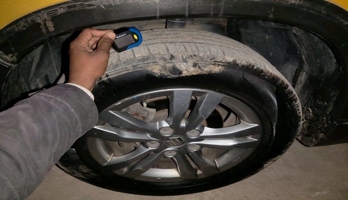 2016 Maruti Vitara Brezza ZDI PLUS DUAL TONE, Diesel, Manual, 1,53,201 km, tyre