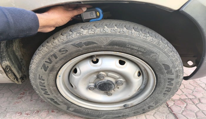 2010 Maruti Alto LXI, Petrol, Manual, 23,048 km, tyre