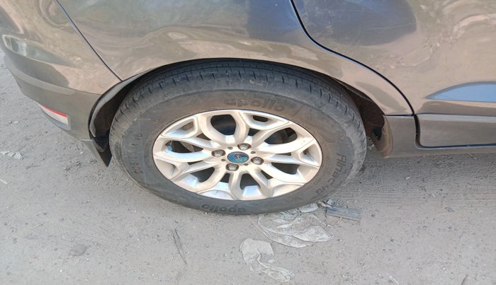 2017 Ford Ecosport TITANIUM 1.5L DIESEL, Diesel, Manual, 1,29,953 km, tyre