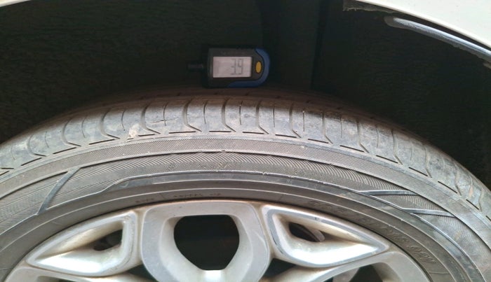 2017 Ford Ecosport TITANIUM 1.5L DIESEL, Diesel, Manual, 74,881 km, tyre