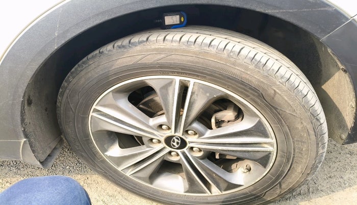 2016 Hyundai Creta SX (O) 1.6 DIESEL, Diesel, Manual, 78,431 km, tyre