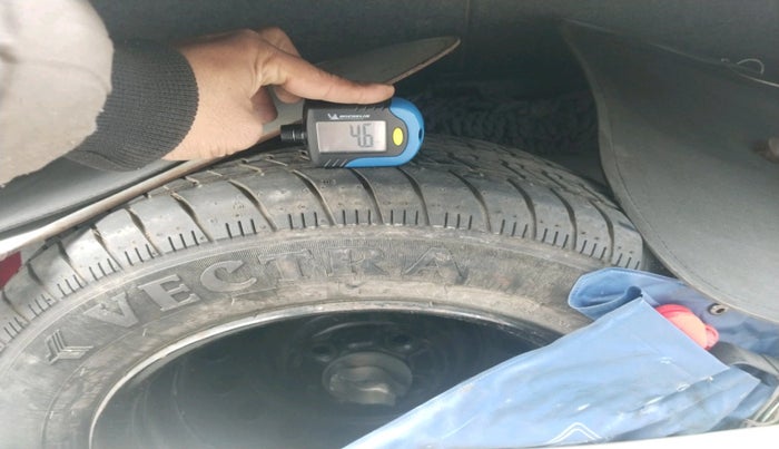 2018 Maruti Celerio VXI CNG, Petrol, Manual, 1,22,986 km, tyre